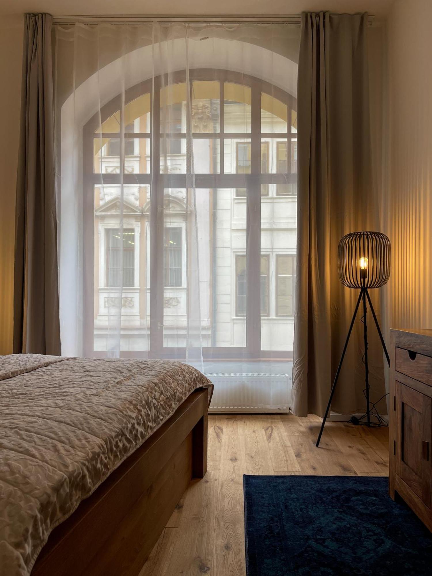 Powder Tower Residence Praha Bagian luar foto